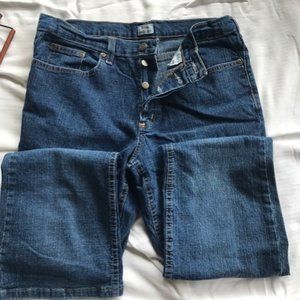 Bass Blue Jeans, 4 buttons in the front, size 10